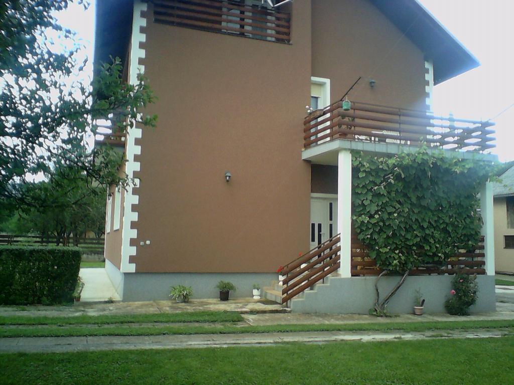 Gacka Rooms Vrhovine Δωμάτιο φωτογραφία