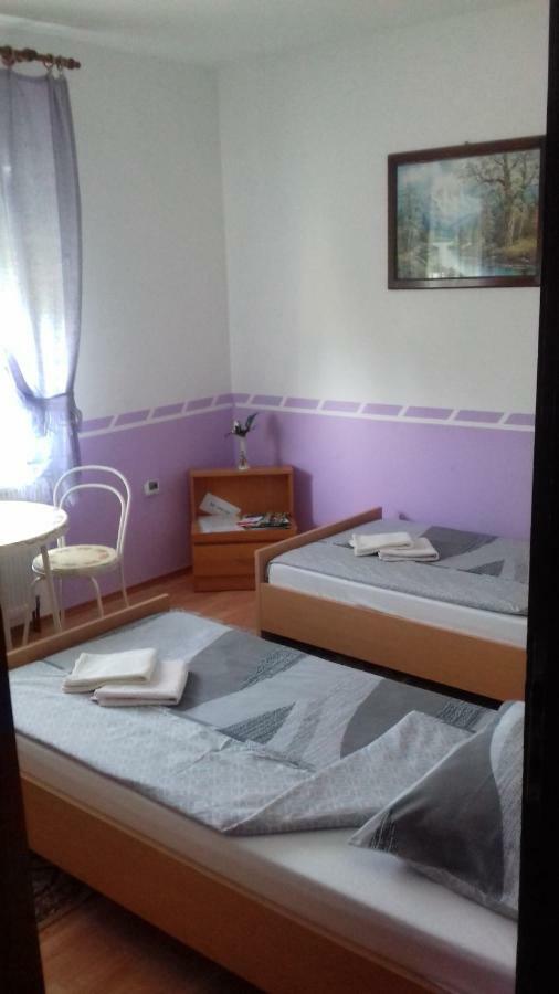Gacka Rooms Vrhovine Εξωτερικό φωτογραφία
