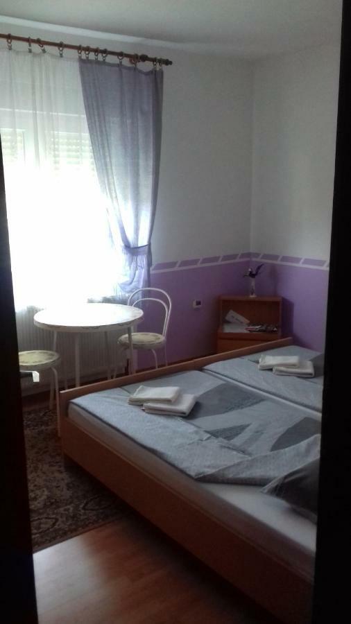 Gacka Rooms Vrhovine Εξωτερικό φωτογραφία