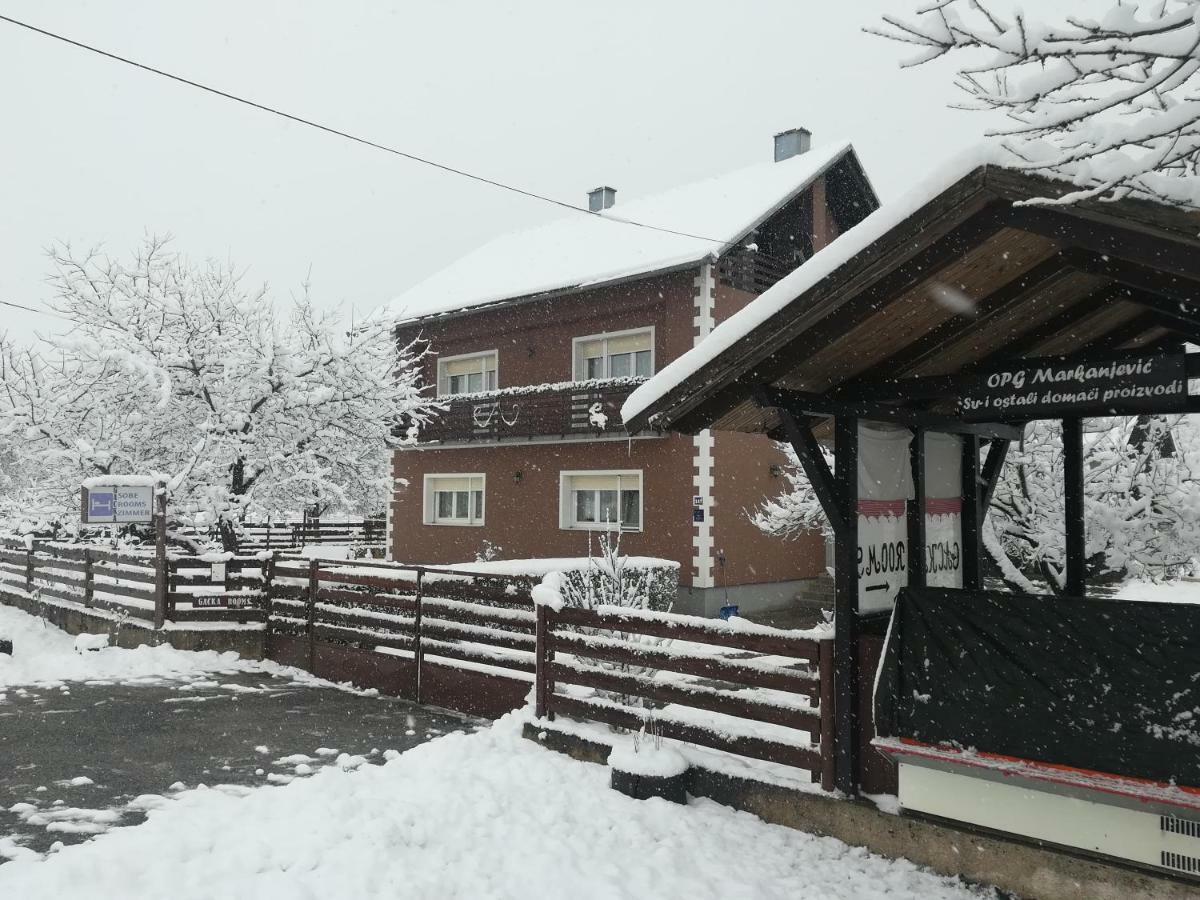 Gacka Rooms Vrhovine Εξωτερικό φωτογραφία